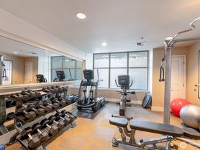 211 Kirkland Avenue 520, Kirkland WA 98033