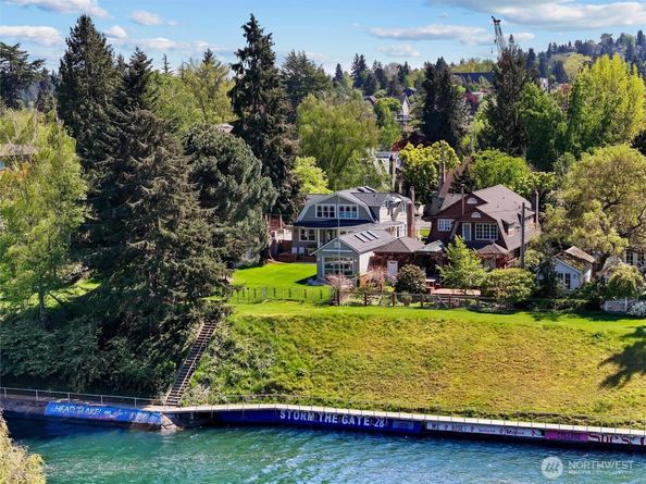 1852 E Shelby Street, Seattle WA 98112