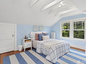 1852 E Shelby Street, Seattle WA 98112