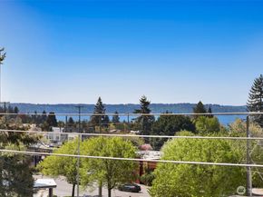 6315 42nd Avenue SW B, Seattle WA 98136
