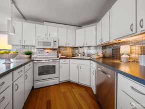 2360 43rd Avenue E 206, Seattle WA 98112
