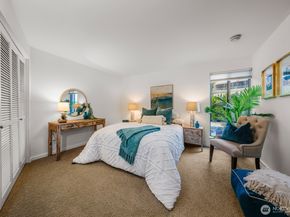 2360 43rd Avenue E 206, Seattle WA 98112