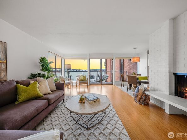 2360 43rd Avenue E 206, Seattle WA 98112