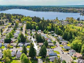 10705 27th Street NE, Lake Stevens WA 98258