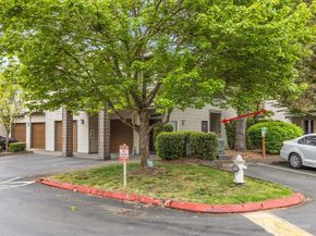 17736 134th Lane SE G2, Renton WA 98058