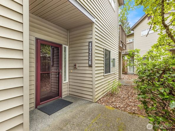 17736 134th Lane SE G2, Renton WA 98058