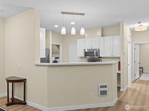 17736 134th Lane SE G2, Renton WA 98058