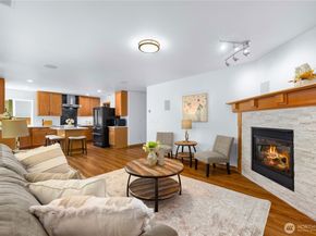 7018 Allman Avenue SE, Snoqualmie WA 98065