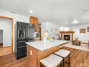 7018 Allman Avenue SE, Snoqualmie WA 98065