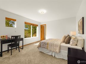 7018 Allman Avenue SE, Snoqualmie WA 98065