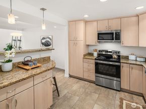 3506 108th Place NE 2, Bellevue WA 98004