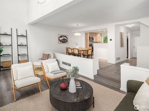 3506 108th Place NE 2, Bellevue WA 98004