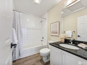 12541 NE 7th Place, Bellevue WA 98005