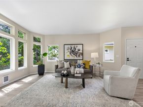 12541 NE 7th Place, Bellevue WA 98005
