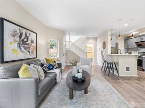 12541 NE 7th Place, Bellevue WA 98005