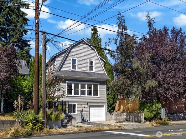 250 NE 50th Street, Seattle WA 98105