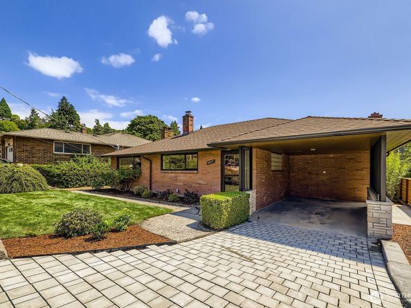 4027 SW Trenton Street, Seattle WA 98136