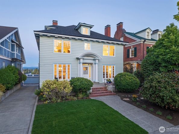 2822 10th Avenue E, Seattle WA 98102