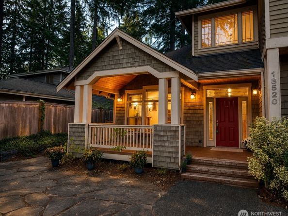 18520 26th Avenue NE, Lake Forest Park WA 98155