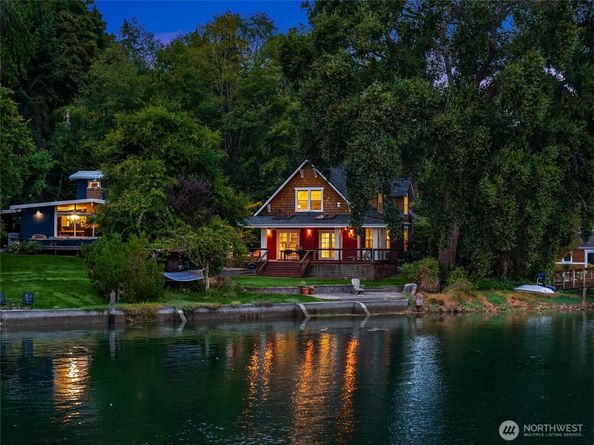15122 & 15128 NE Anna Vera Lane, Bainbridge Island WA 98110