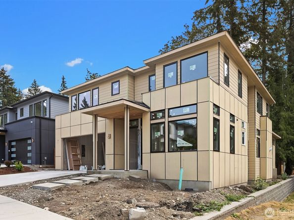 7921 NE 124th Street, Kirkland WA 98034
