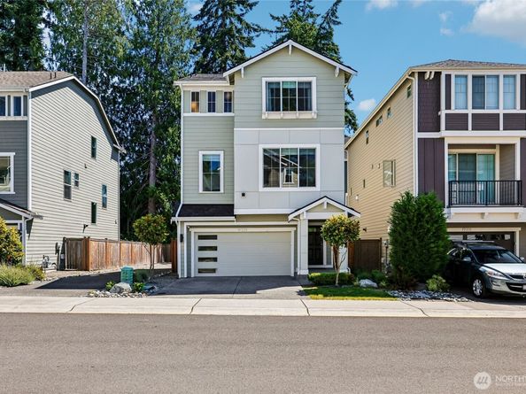 19729 Meridian Place W, Bothell WA 98012