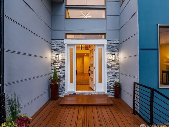 3202 Burnett Avenue N, Renton WA 98056