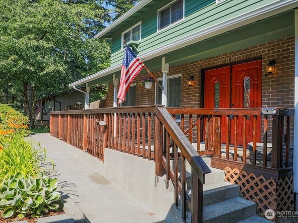 7755 Cabrini Drive SE, Port Orchard WA 98367