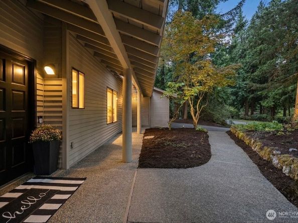 3518 129th Avenue NE, Bellevue WA 98005