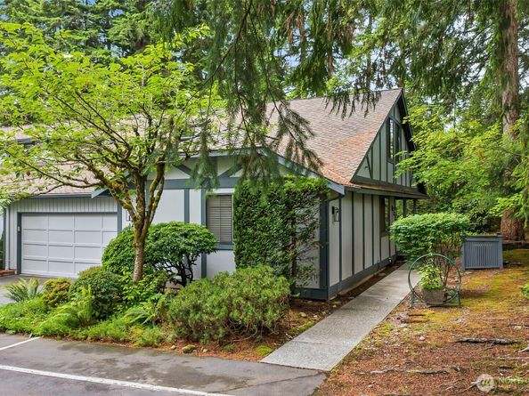 1805 Village Green Drive 16, Mill Creek WA 98012
