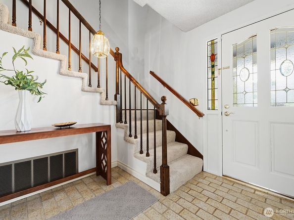 4400 157th Avenue SE, Bellevue WA 98006