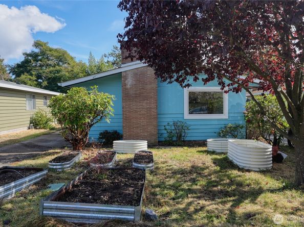 9016 12th Avenue NW, Seattle WA 98117