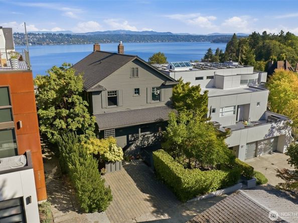 2039 34th Avenue S, Seattle WA 98144