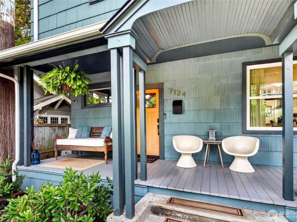 7124 Wright Avenue SW, Seattle WA 98136