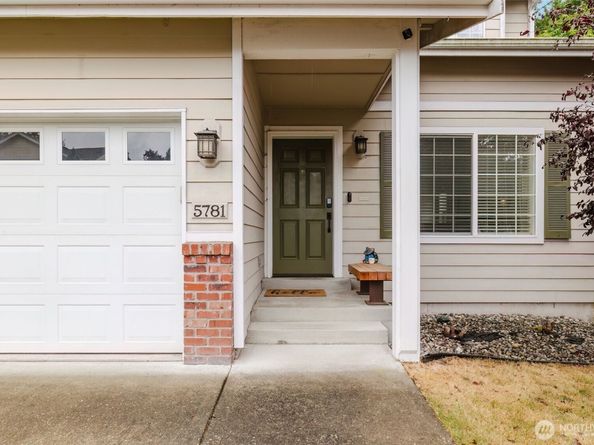 5781 Gateway Lane, Bremerton WA 98311