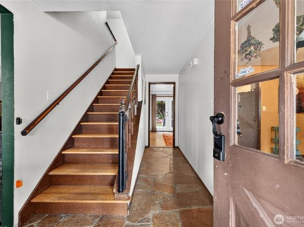26523 Manchester Avenue, Kent WA 98032
