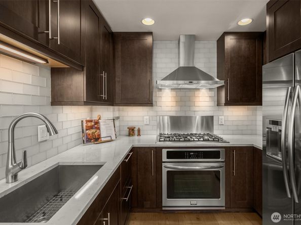 104 9th Lane 127, Kirkland WA 98033