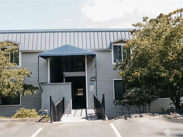 924 Shorewood Drive 49, Bremerton WA 98312