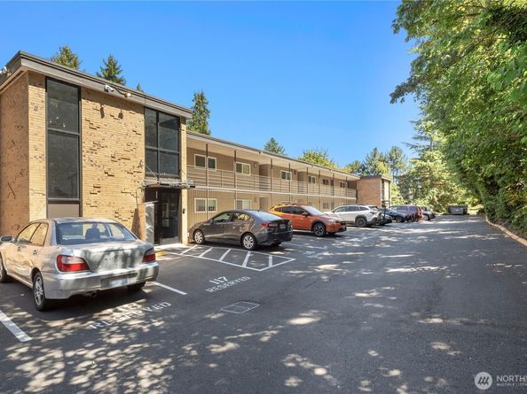 3816 11th Avenue W 224, Seattle WA 98119