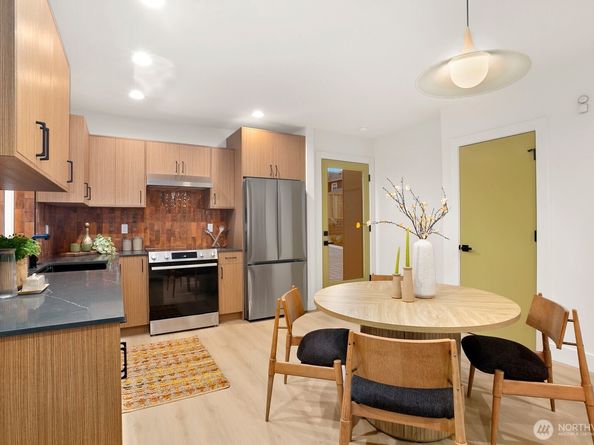 5051 35th Avenue SW, Seattle WA 98126