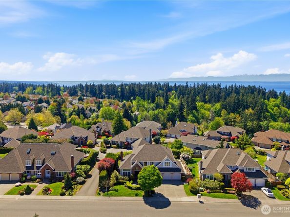 11910 59 Avenue W, Mukilteo WA 98275