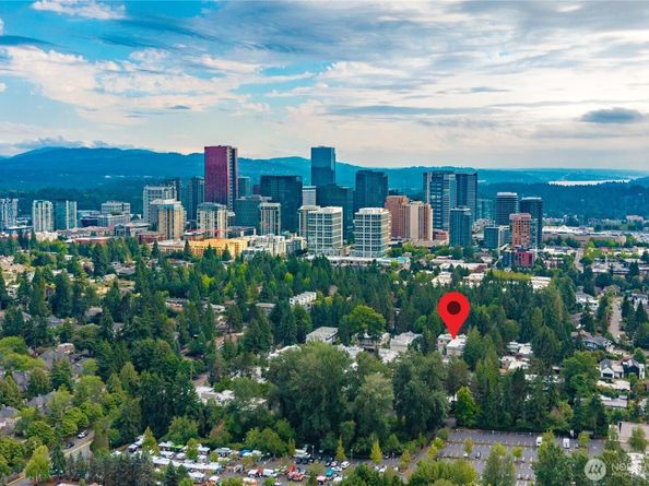 10221 NE 16th Street H7, Bellevue WA 98004