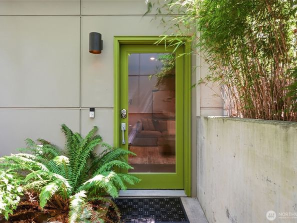 1806 25th Avenue A, Seattle WA 98122