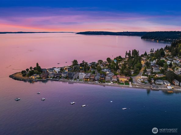 3705 SW 171st Street, Burien WA 98166
