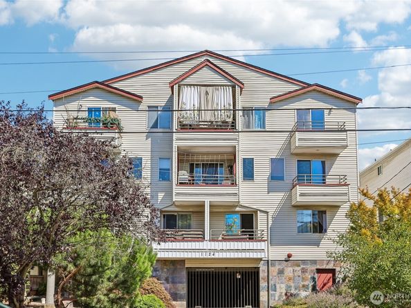 1124 N 92nd Street 104, Seattle WA 98103
