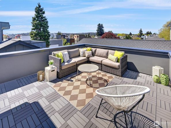 1761 NW 62nd Street, Seattle WA 98107