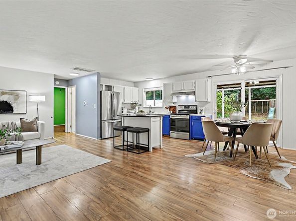 29751 3rd Avenue S, Federal Way WA 98003