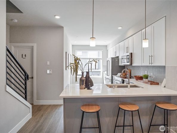 825 238th Place SE D, Bothell WA 98021