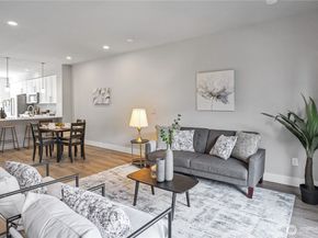 825 238th Place SE D, Bothell WA 98021