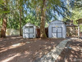 2419 SW 316th Street, Federal Way WA 98023